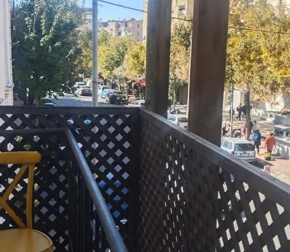 Отель Artist Тирана