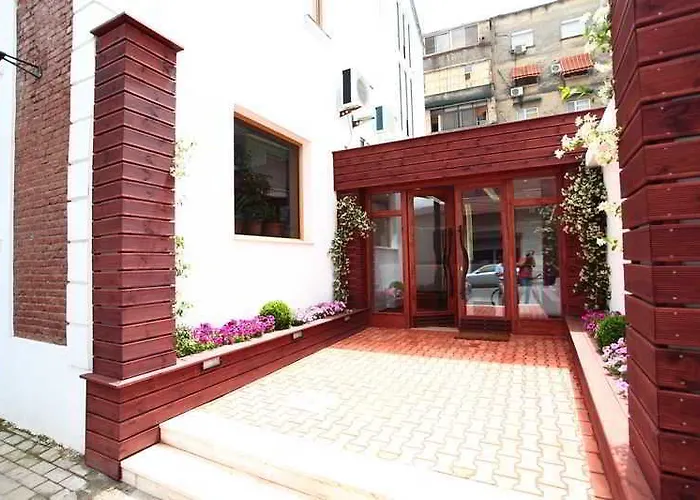 Отель Artist 3*