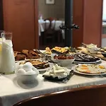 호텔 Artist 티라나