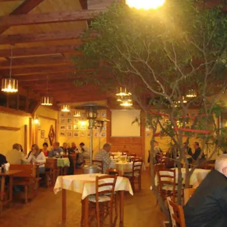 Boutique Artist Hotel 3*