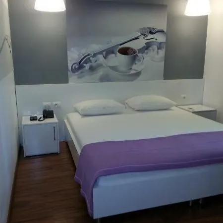Boutique Artist Tirana