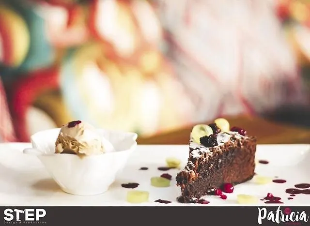 호텔 Artist 티라나